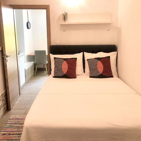 Apartments & Rooms Formenti สกราดิน ภายนอก รูปภาพ