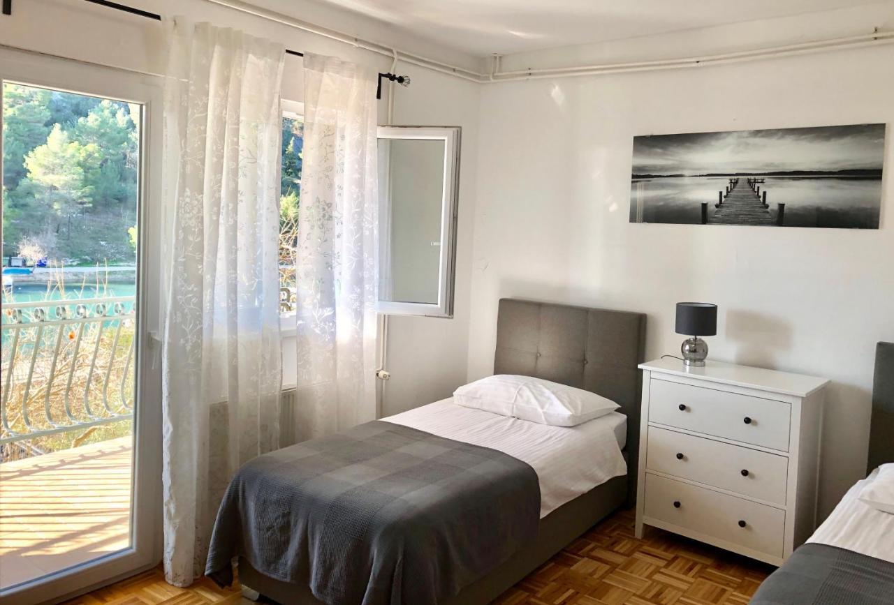 Apartments & Rooms Formenti สกราดิน ภายนอก รูปภาพ