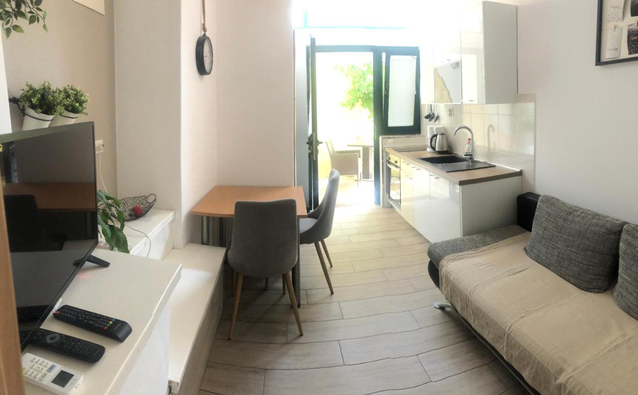 Apartments & Rooms Formenti สกราดิน ภายนอก รูปภาพ