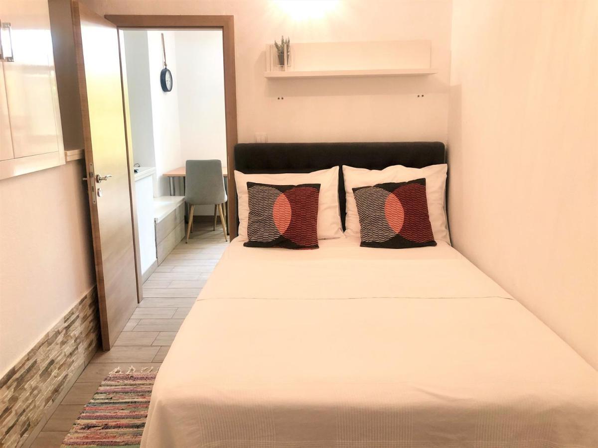 Apartments & Rooms Formenti สกราดิน ภายนอก รูปภาพ