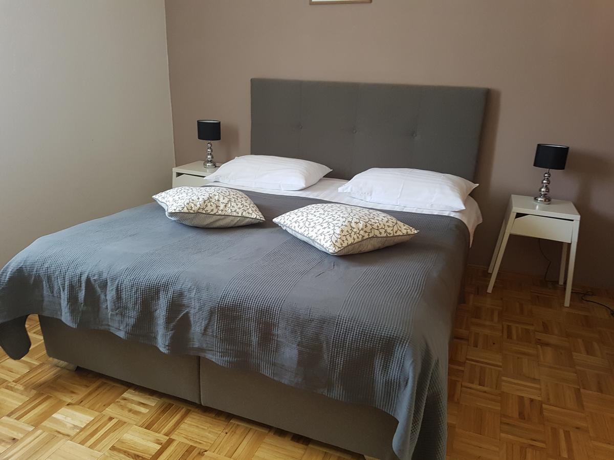 Apartments & Rooms Formenti สกราดิน ภายนอก รูปภาพ